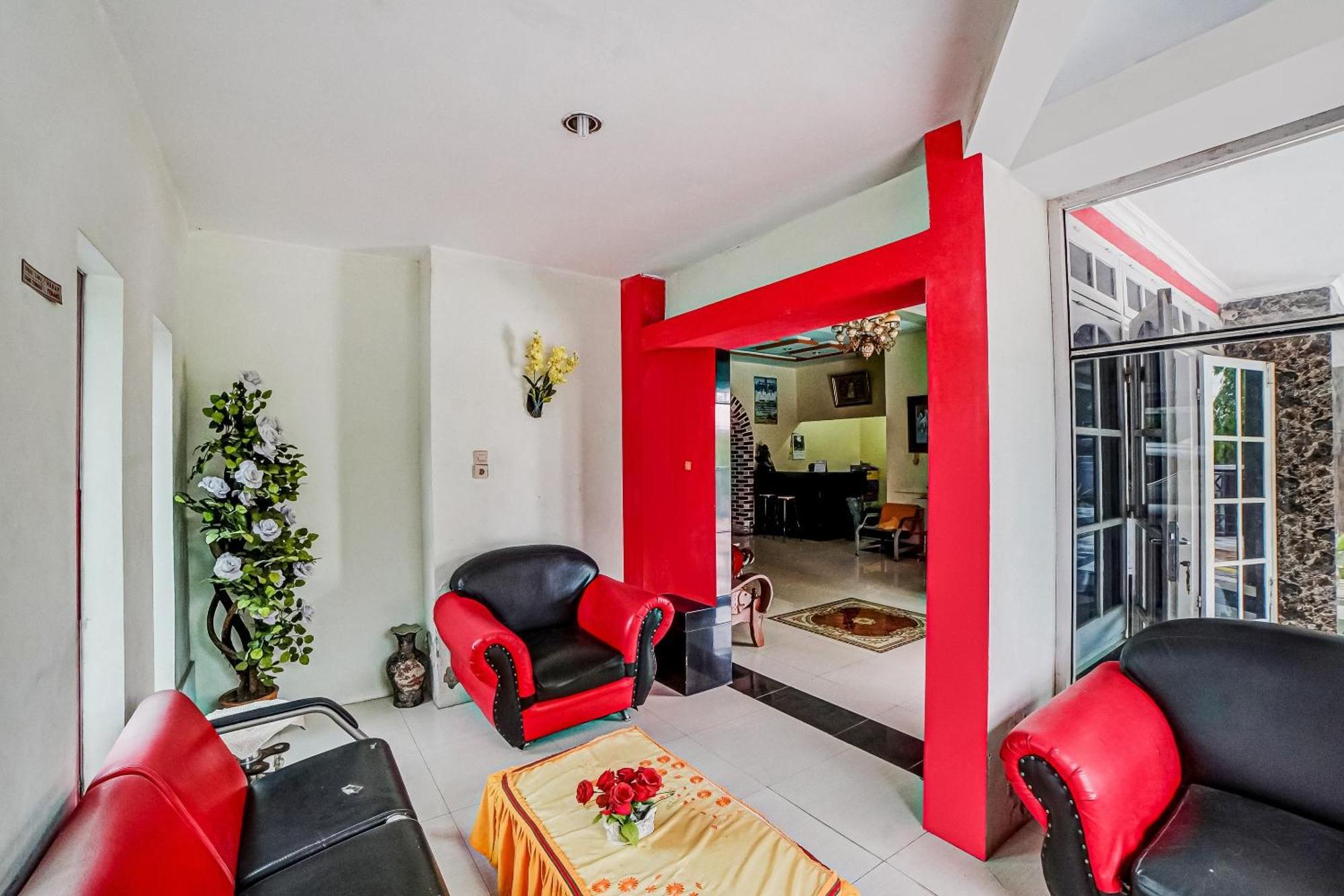 Hotel Oyo 90980 Al Karim Syariah Tanjungbalai Exteriér fotografie