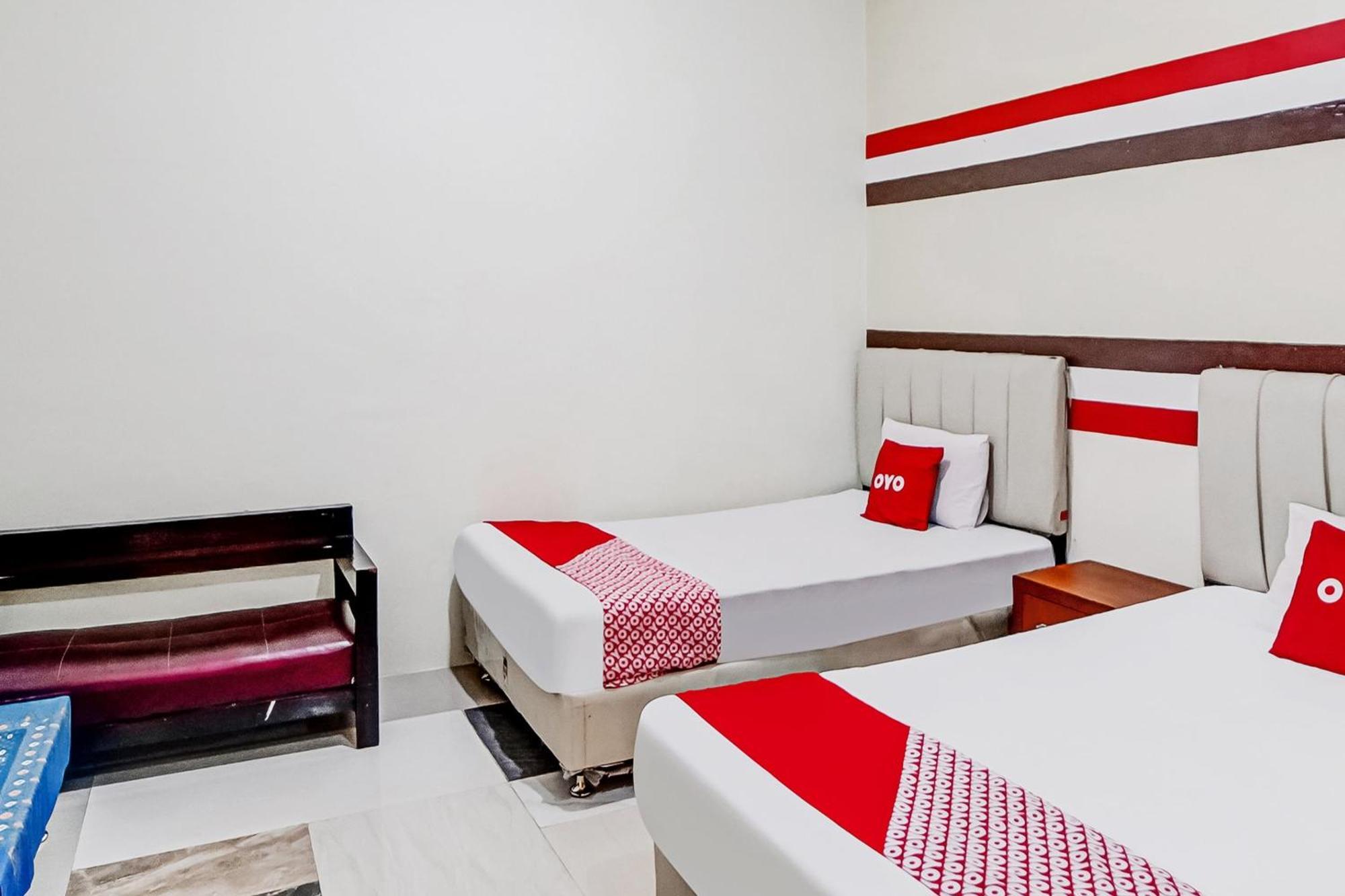 Hotel Oyo 90980 Al Karim Syariah Tanjungbalai Exteriér fotografie